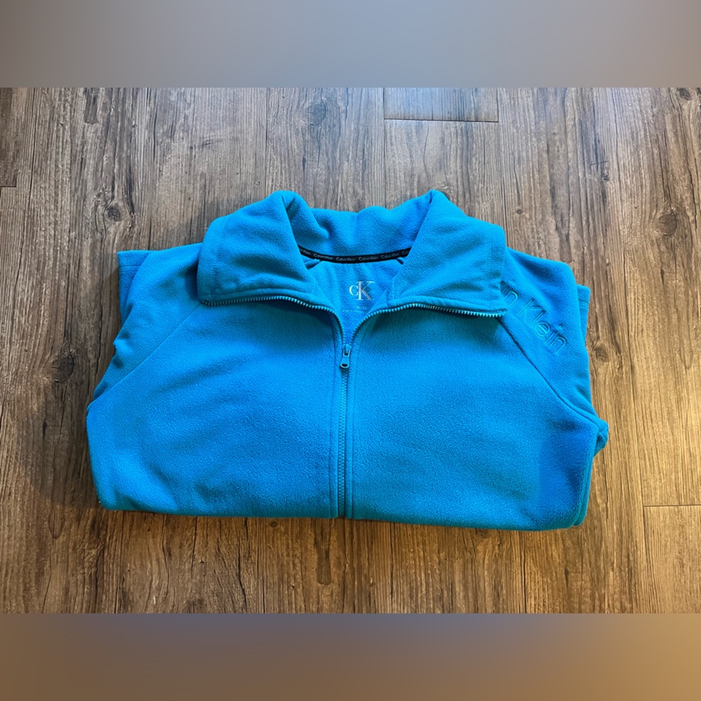 Wear Blue! CK zipper jacket